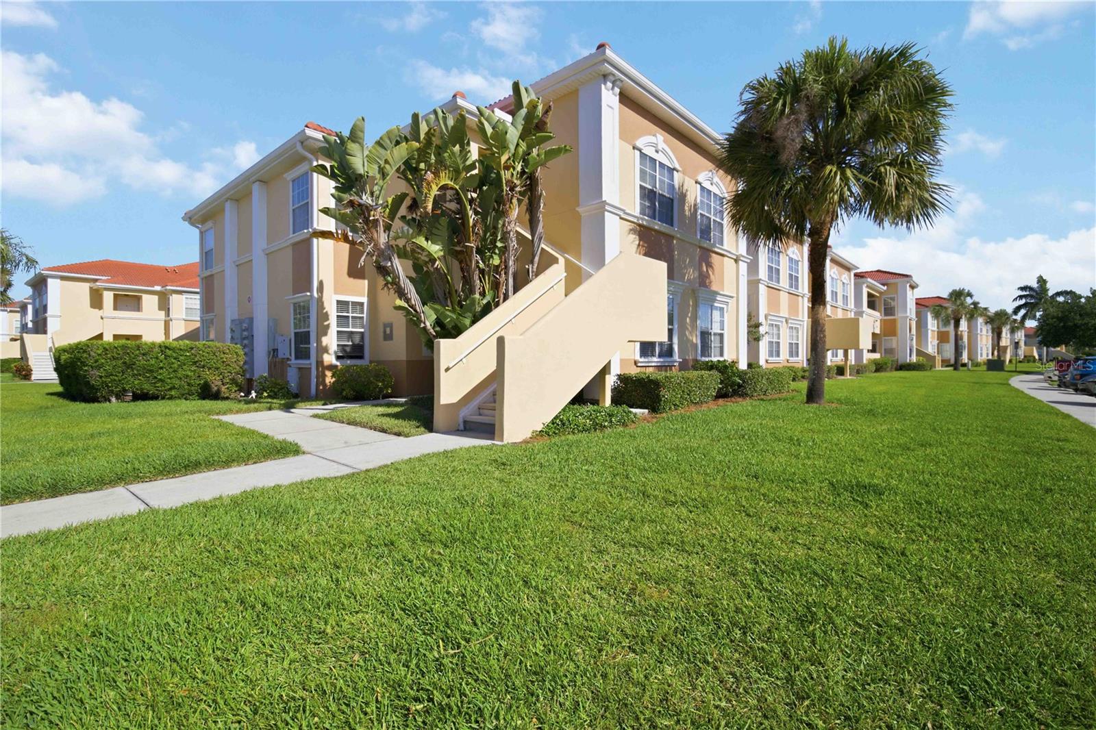 1015 Villagio Circle, FL