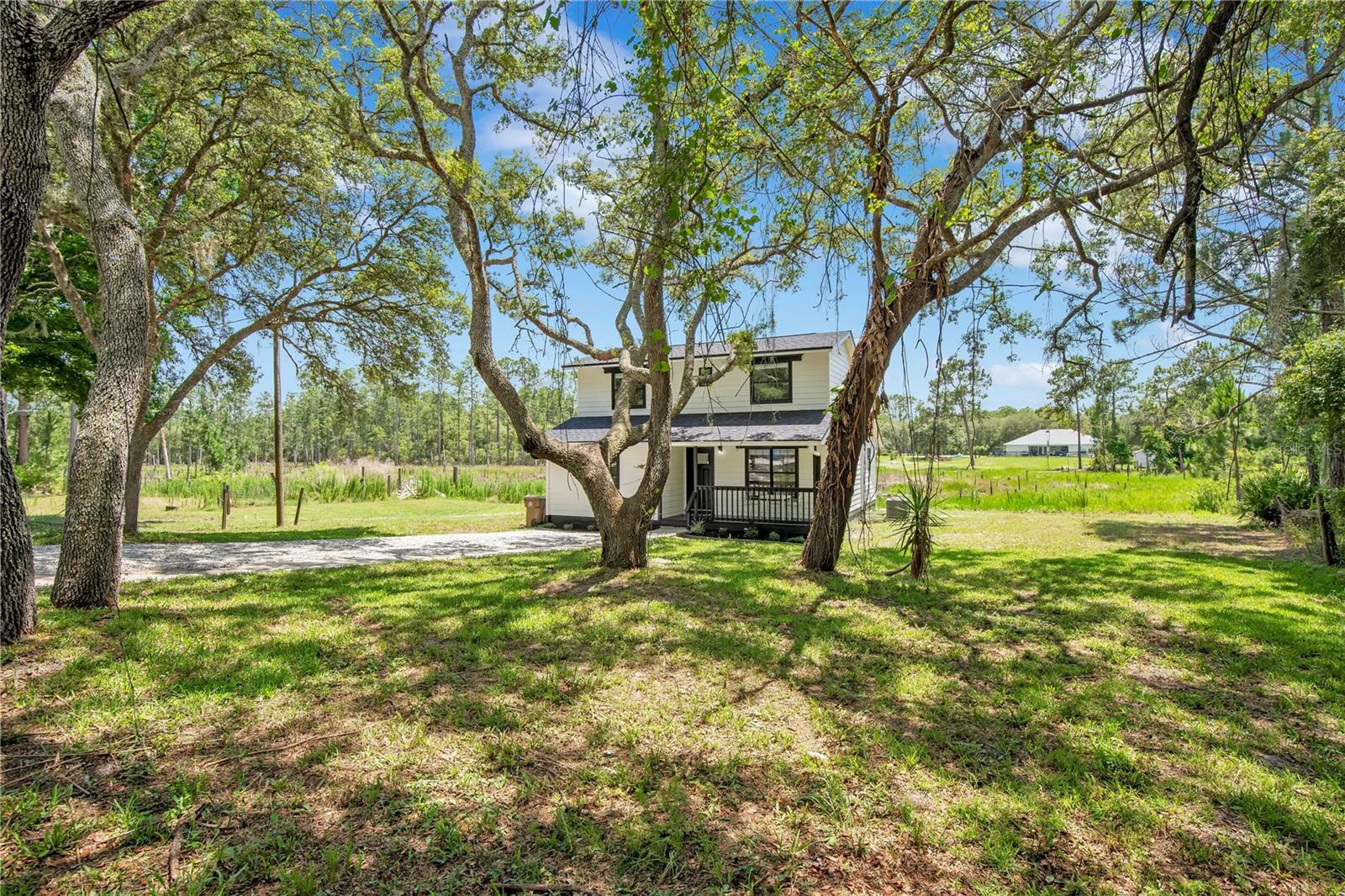 42111 Chinaberry Court, FL