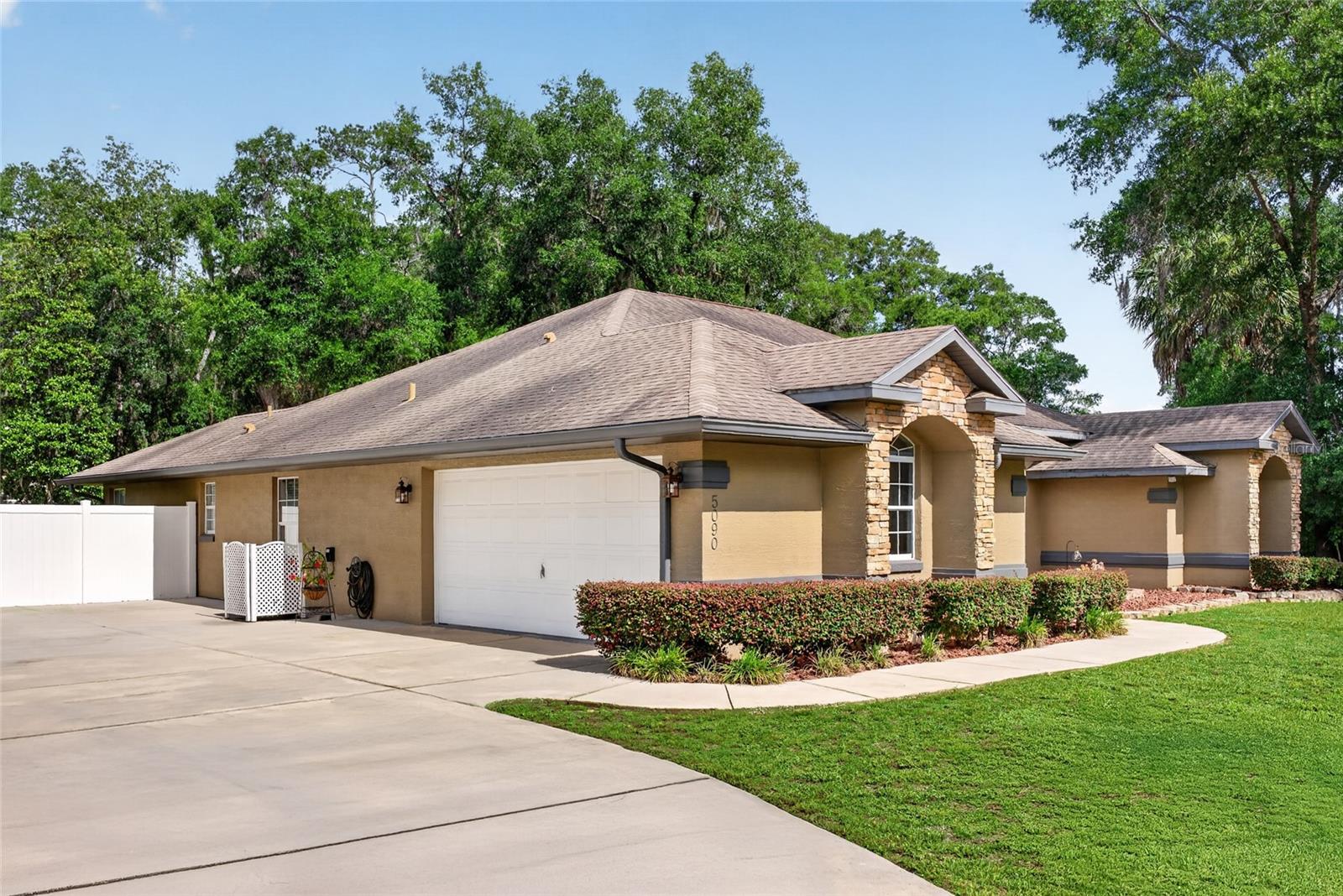 5090 41st Avenue, FL