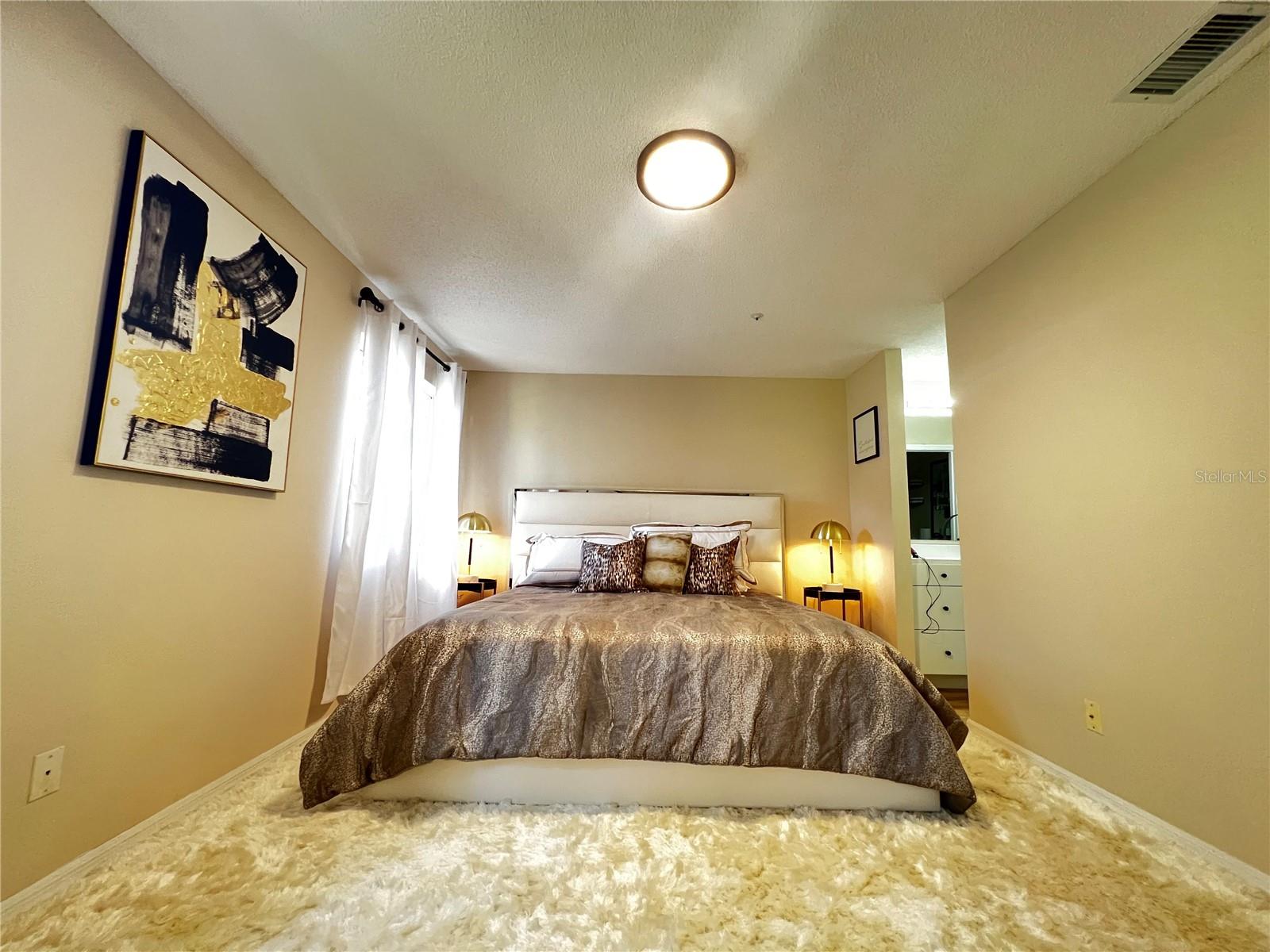 821 Loch Calder, FL