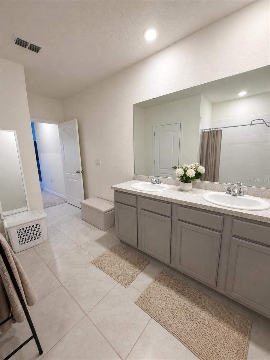 375 Boardwalk Avenue, FL