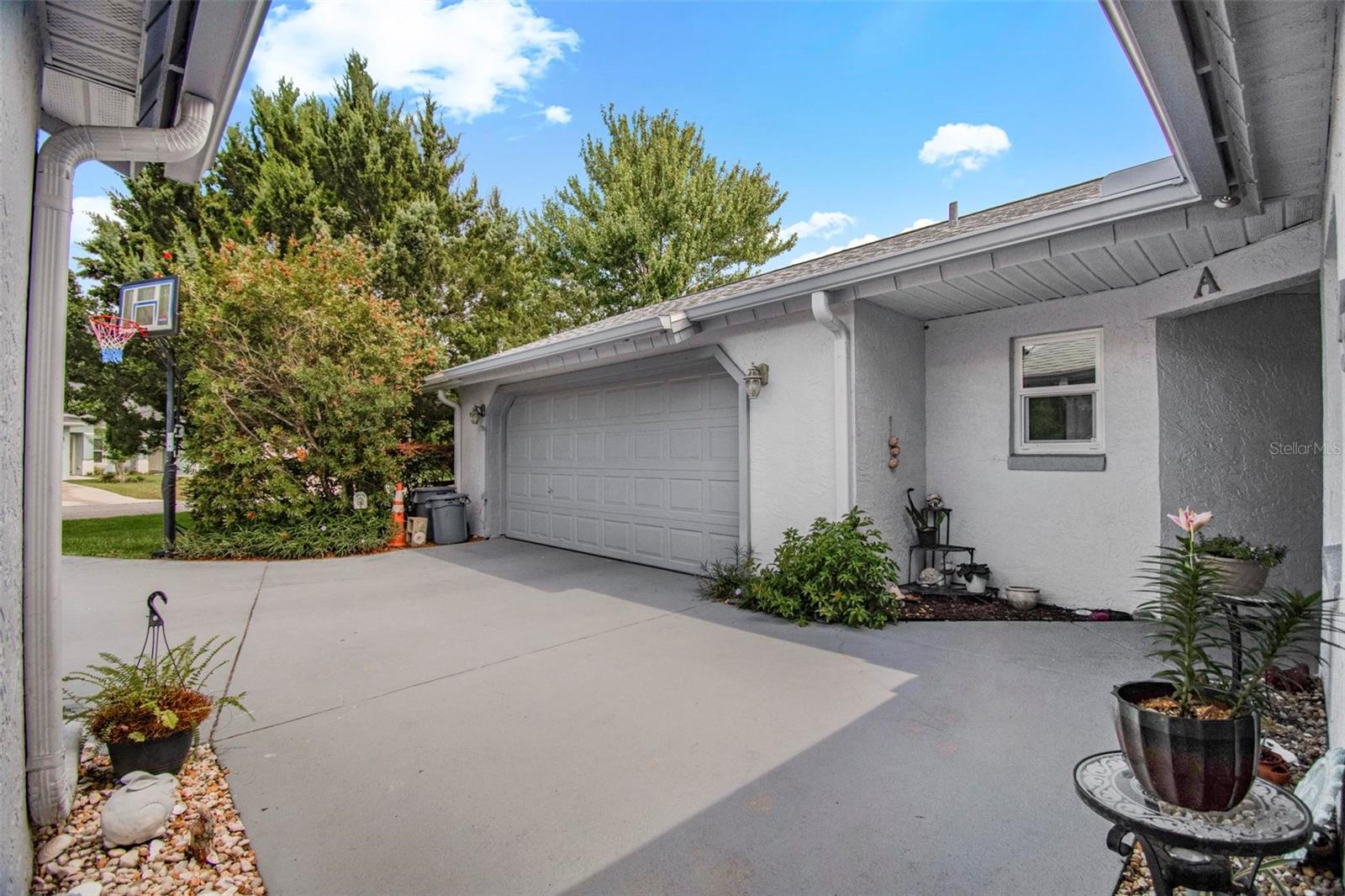 73 Buttonworth Drive, FL