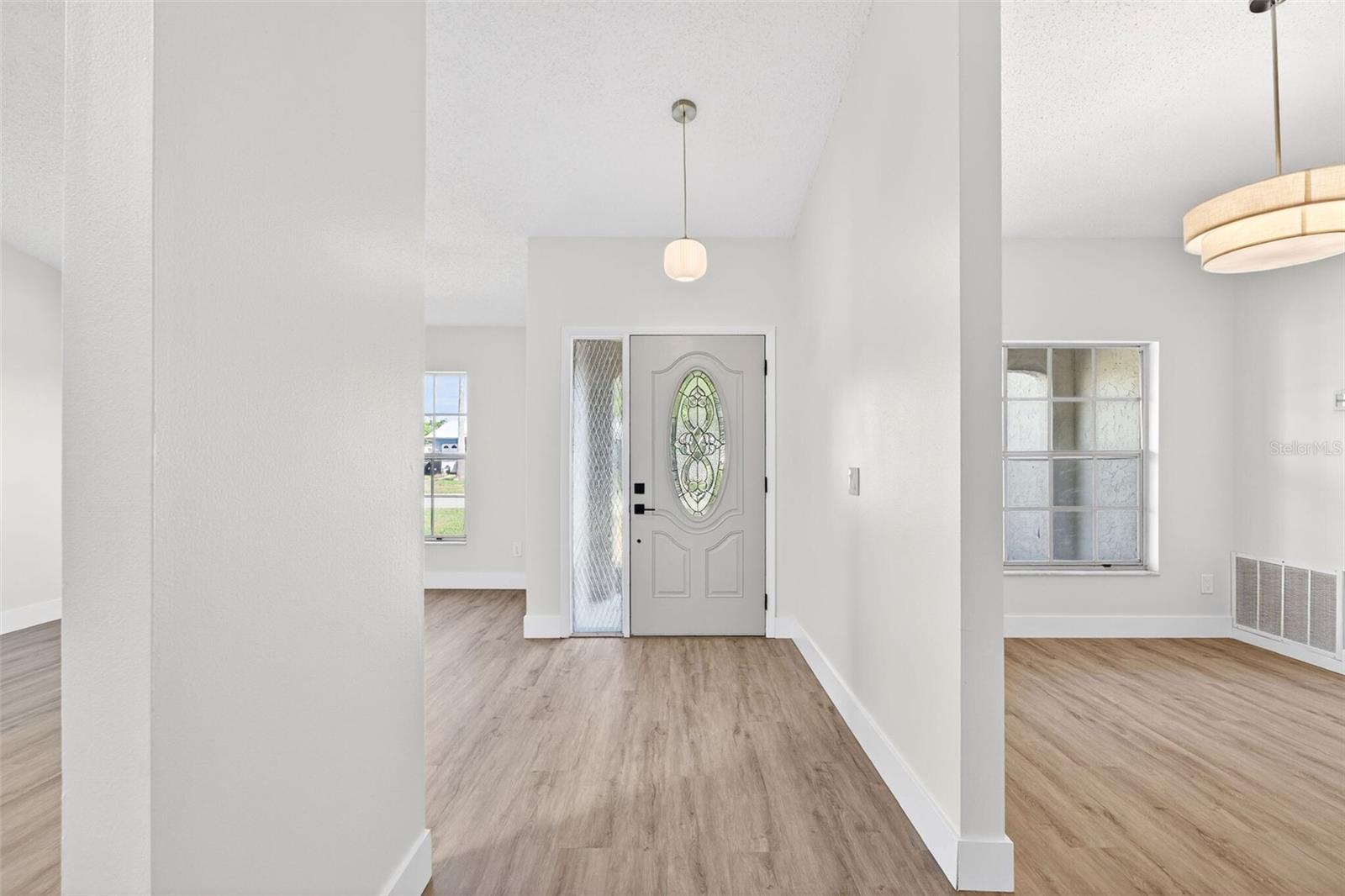 329 Gait Court, FL