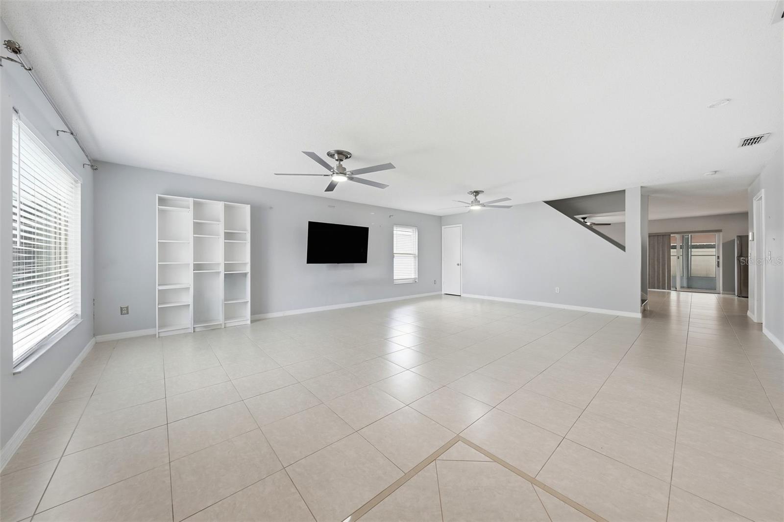 10048 Ian Street, FL