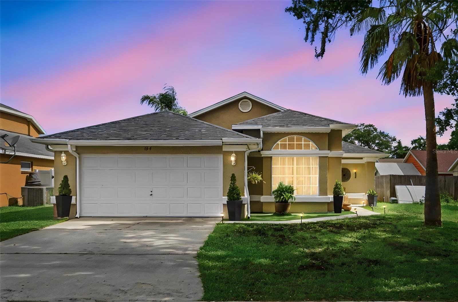 154 Hidden Springs Circle, FL