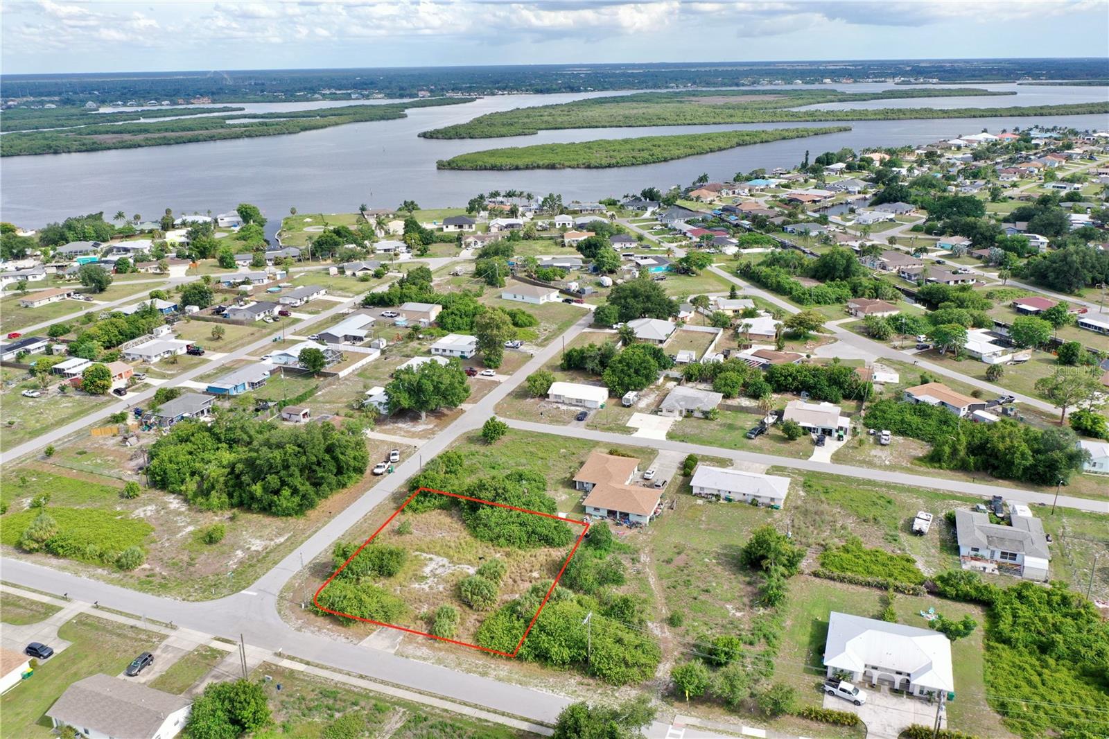 27147 Sunnybrook Road, FL