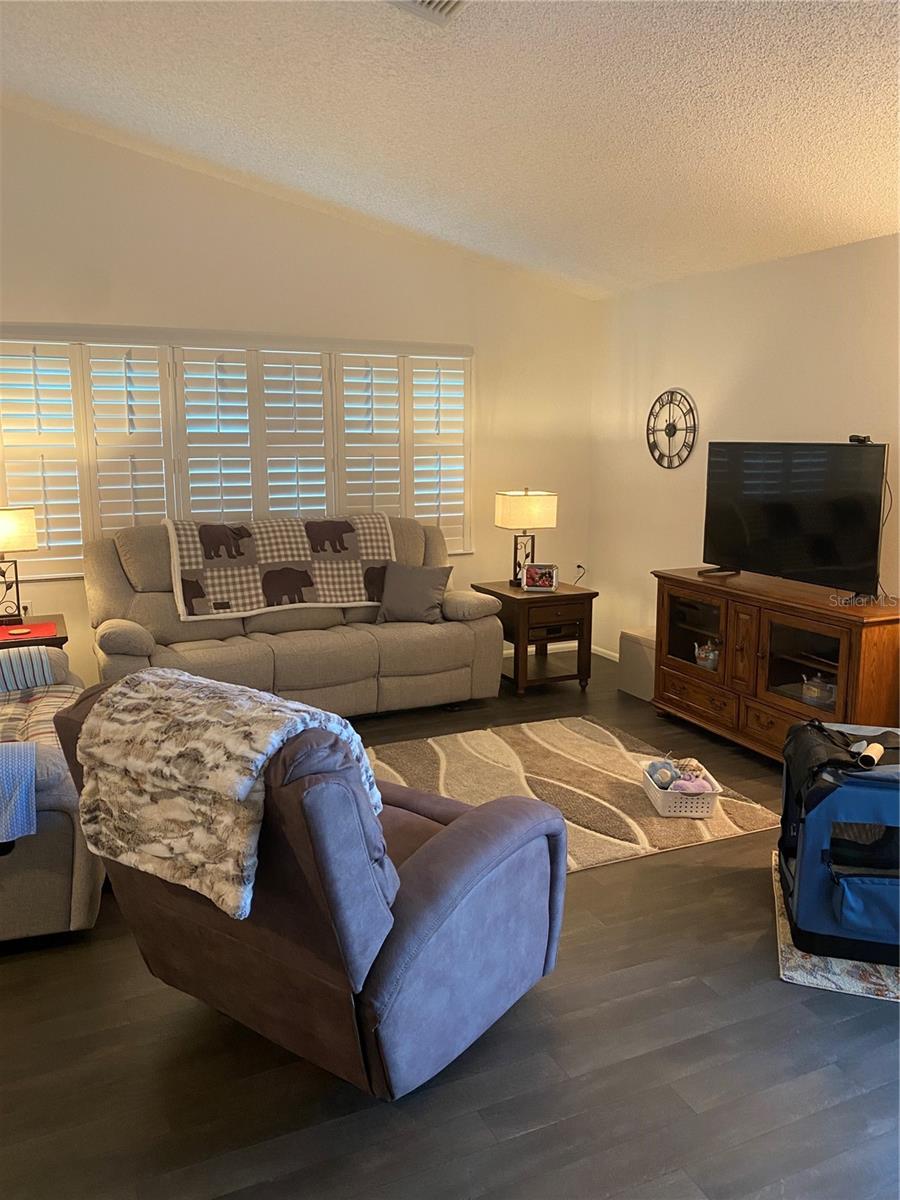 4866 Enfield Court, FL