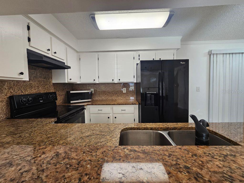 601 Bainbridge Drive, FL
