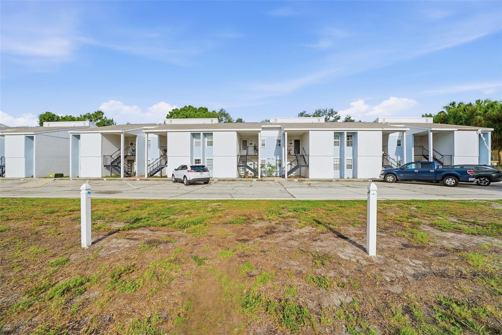 3821 Oak Drive, FL
