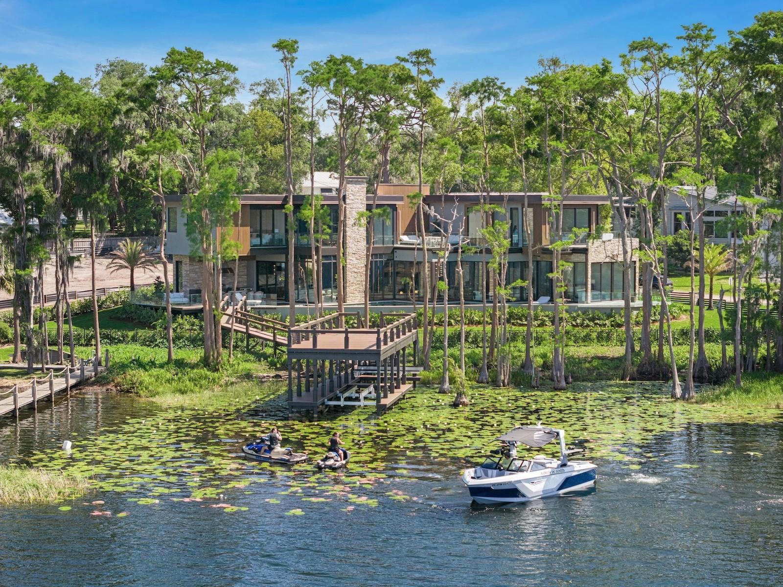 728 Forest Street, FL