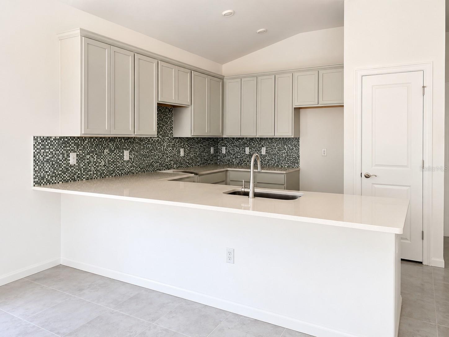 434 Albatross Road, FL
