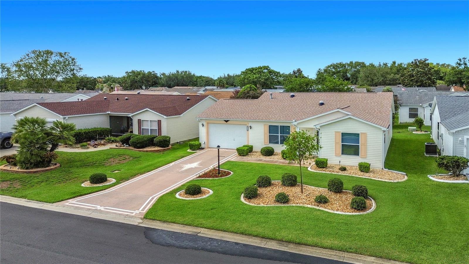 2718 Benavides Drive, FL