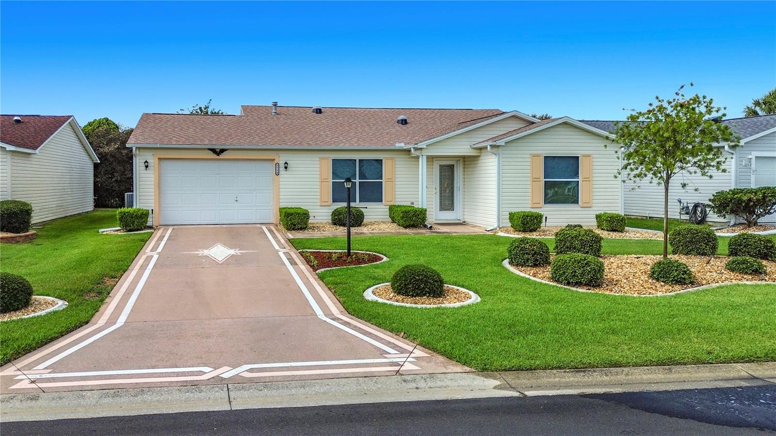 2718 Benavides Drive, FL