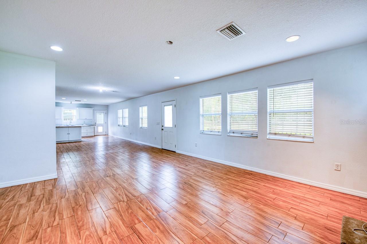 17321 Simmons Road, FL