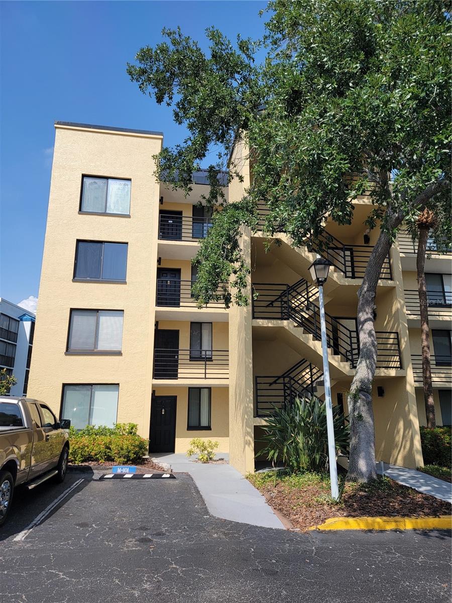 2424 W Tampa Bay Blvd, FL