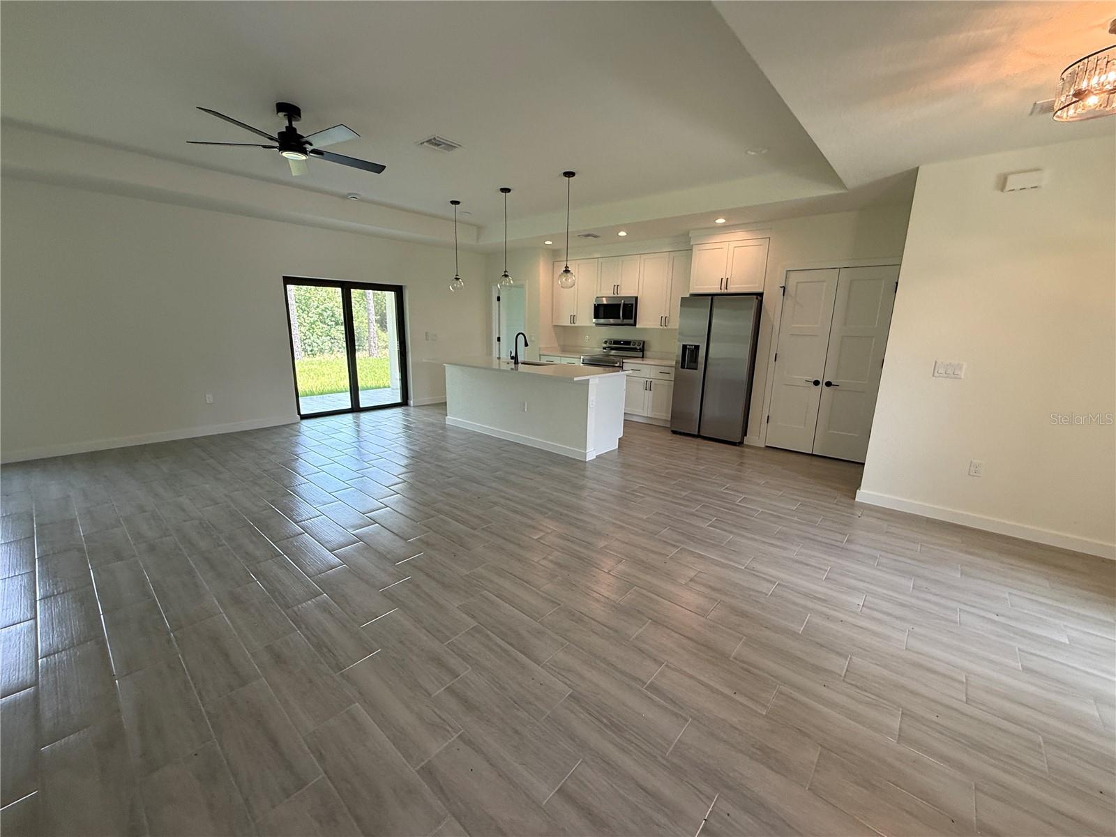 1250 Overhead Street, FL