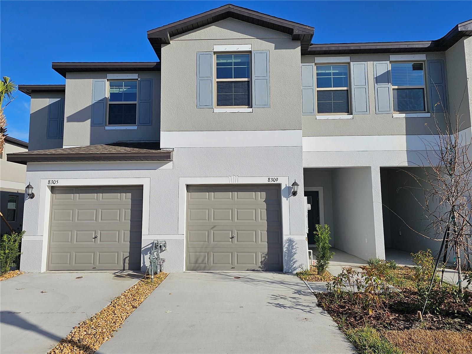 8309 Crescent Oaks Drive, FL