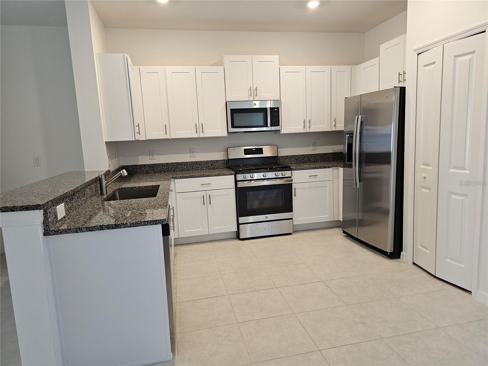 8309 Crescent Oaks Drive, FL