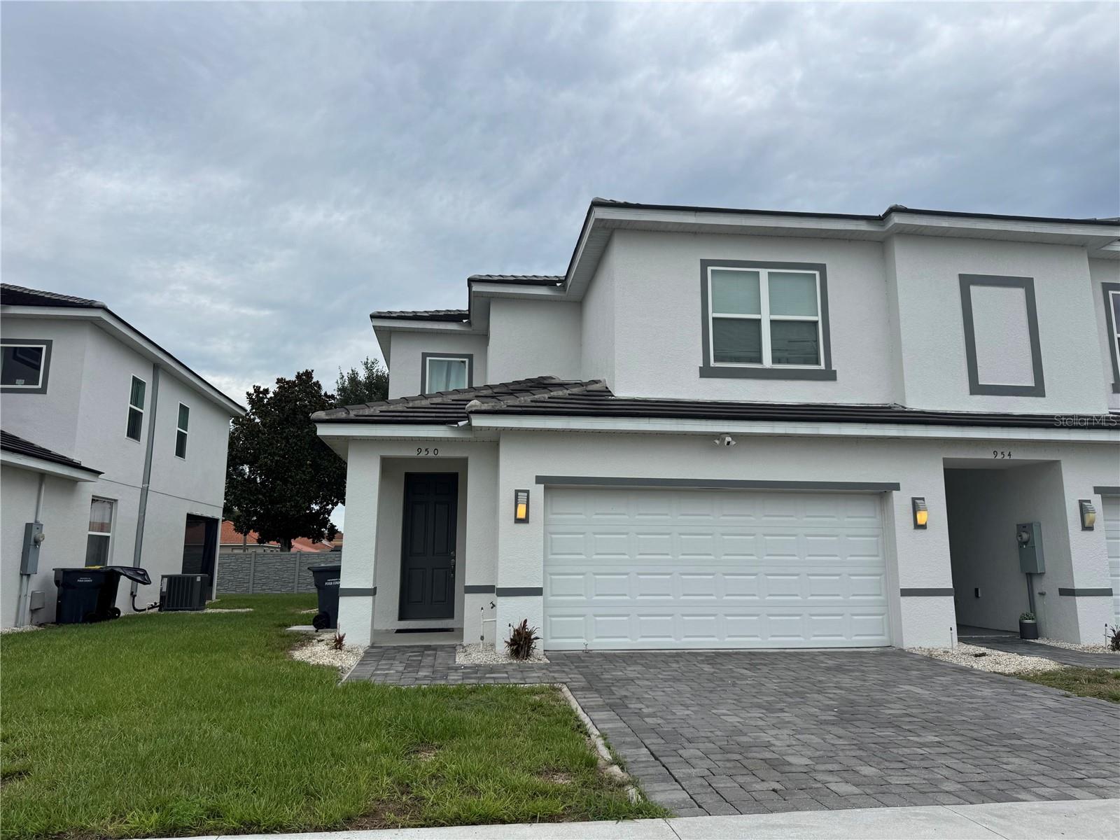 950 Centaury Drive, FL