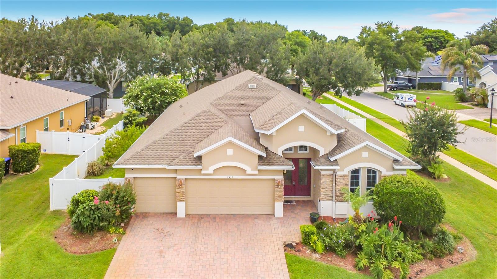 2432 Emerald Rose Way, FL