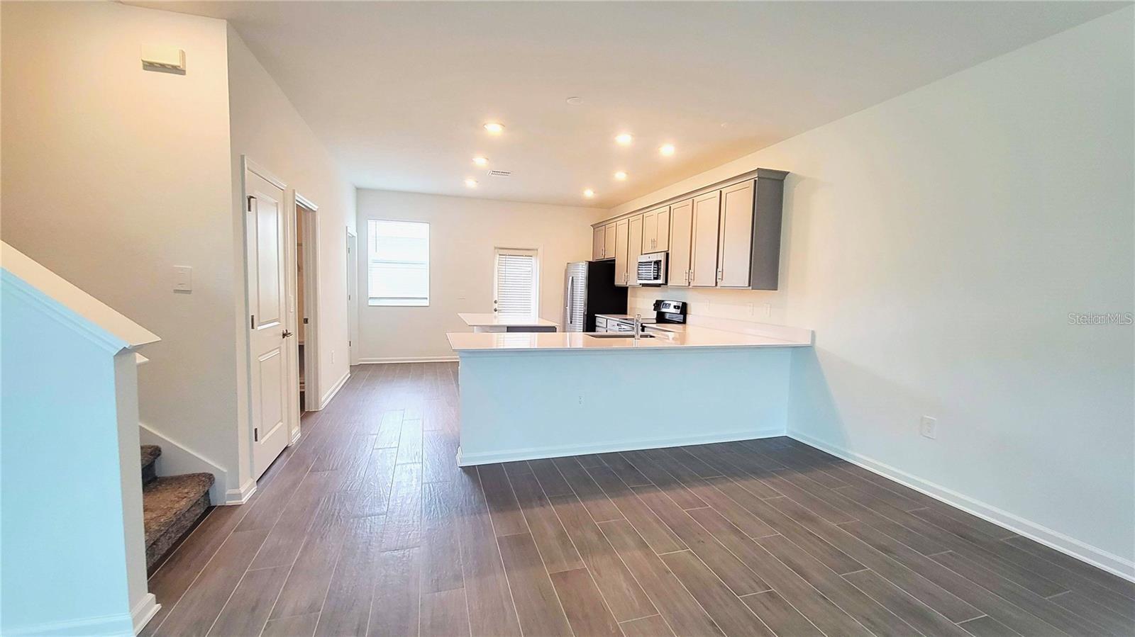 1690 Contentment Loop, FL