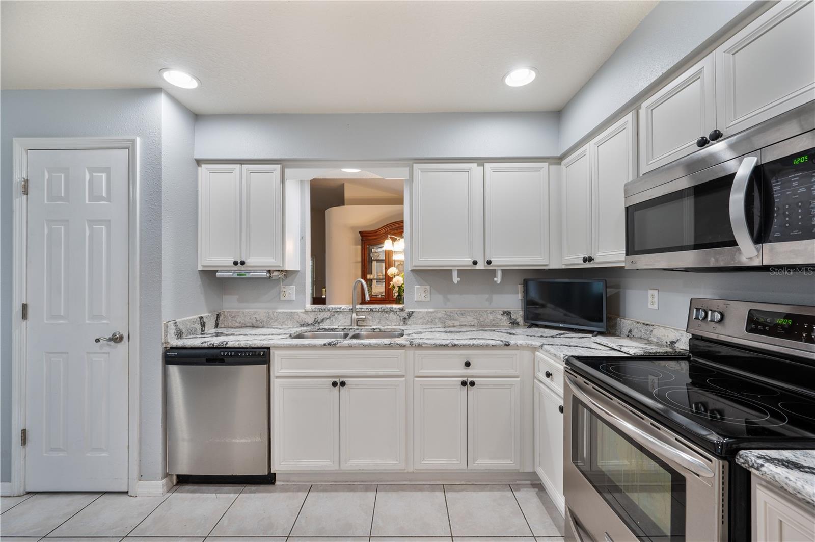 2152 Stoney Pointe Drive, FL