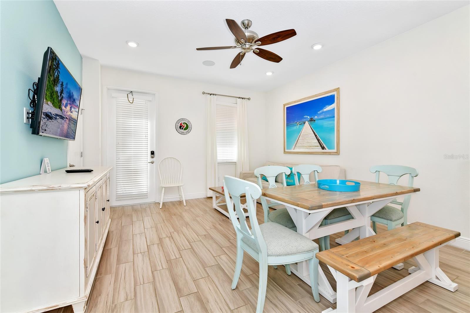 8024 Flip Flop Way, FL