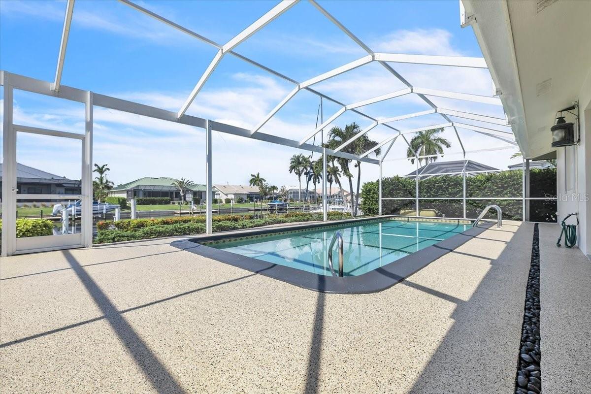 2839 Via Paloma Drive, FL