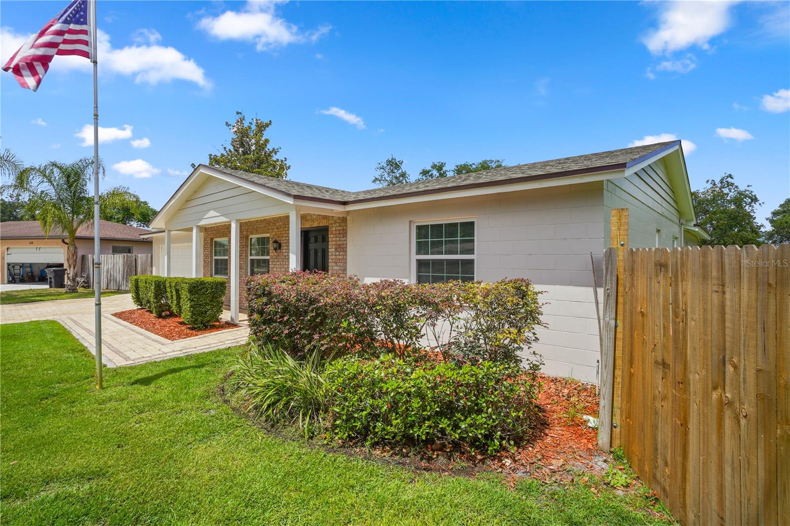 110 Devon Court, FL
