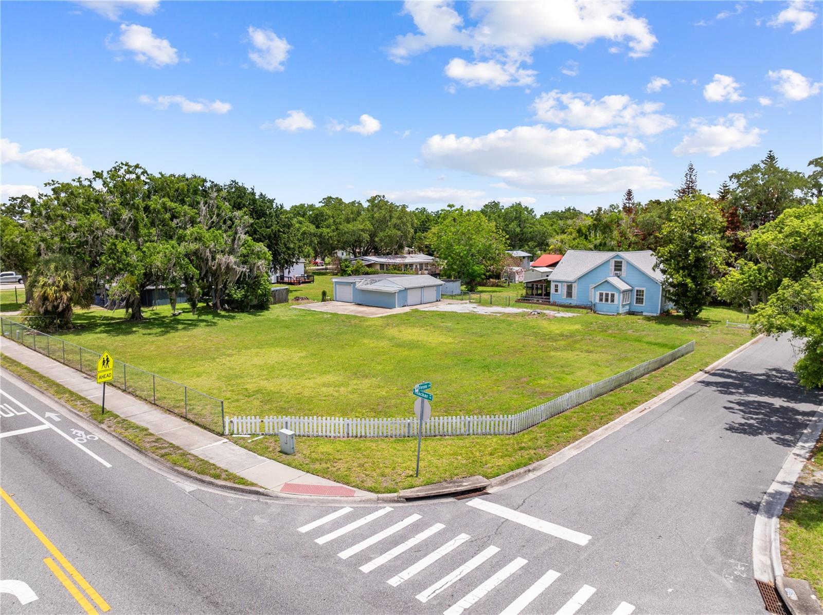 1911 Verona Street, FL