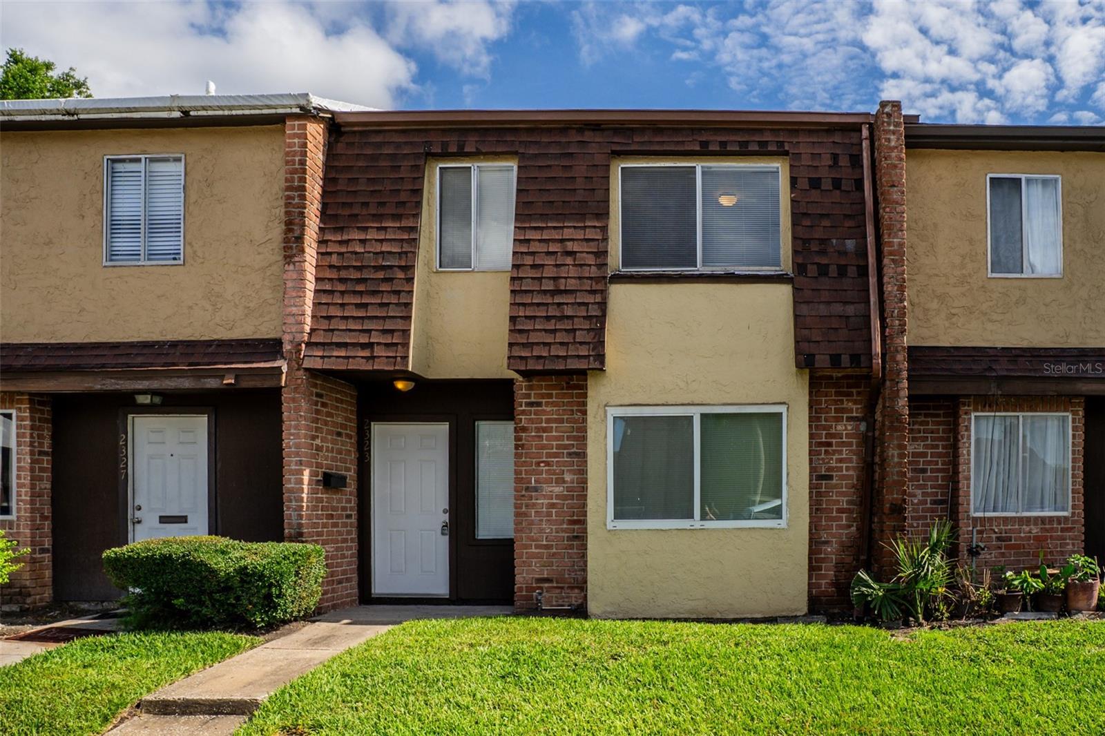 2323 Huntington Green Court, FL