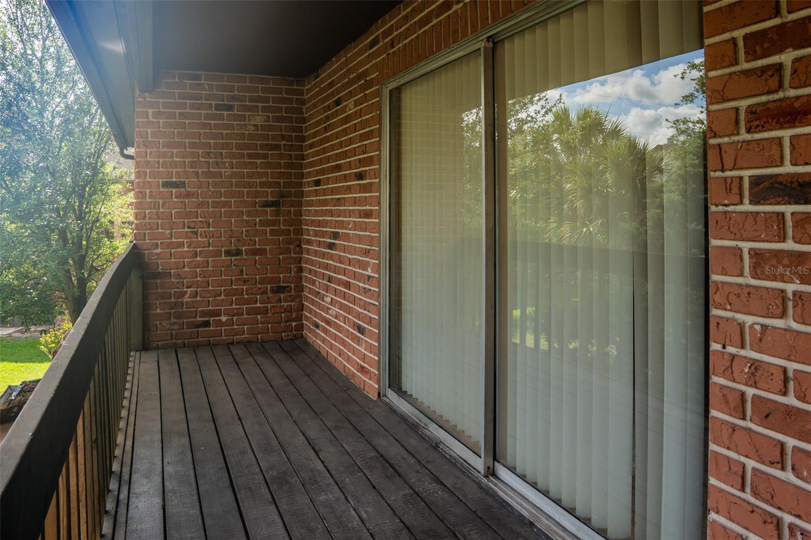 2323 Huntington Green Court, FL