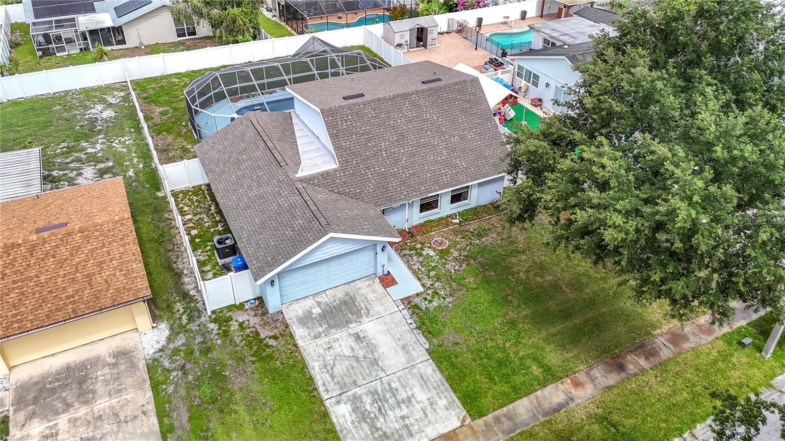 7010 Cobblewood Court, FL