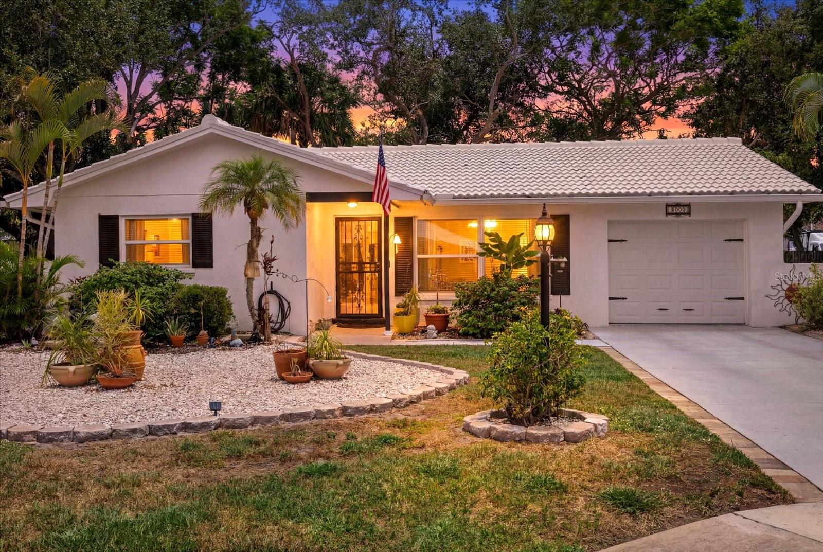 4305 Chinaberry Circle, FL
