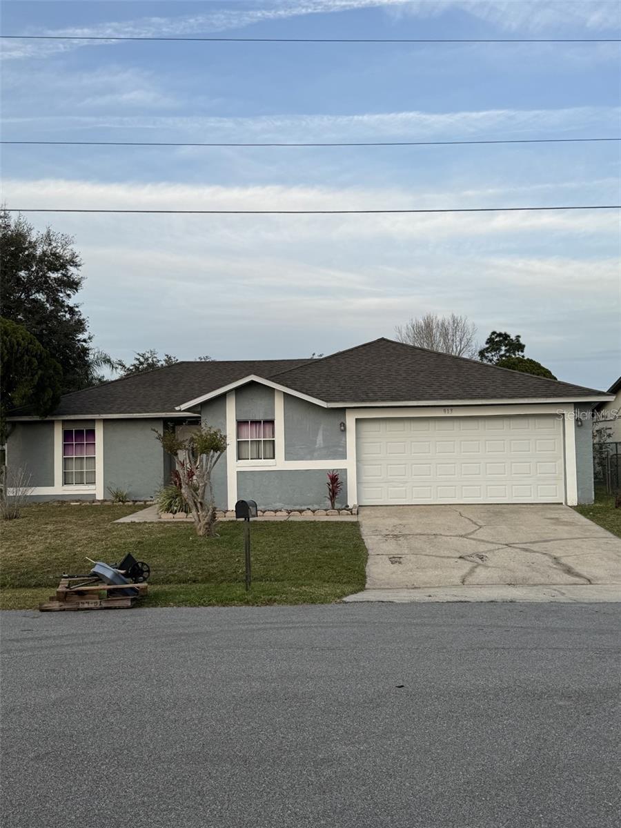 913 San Rafael Way, FL