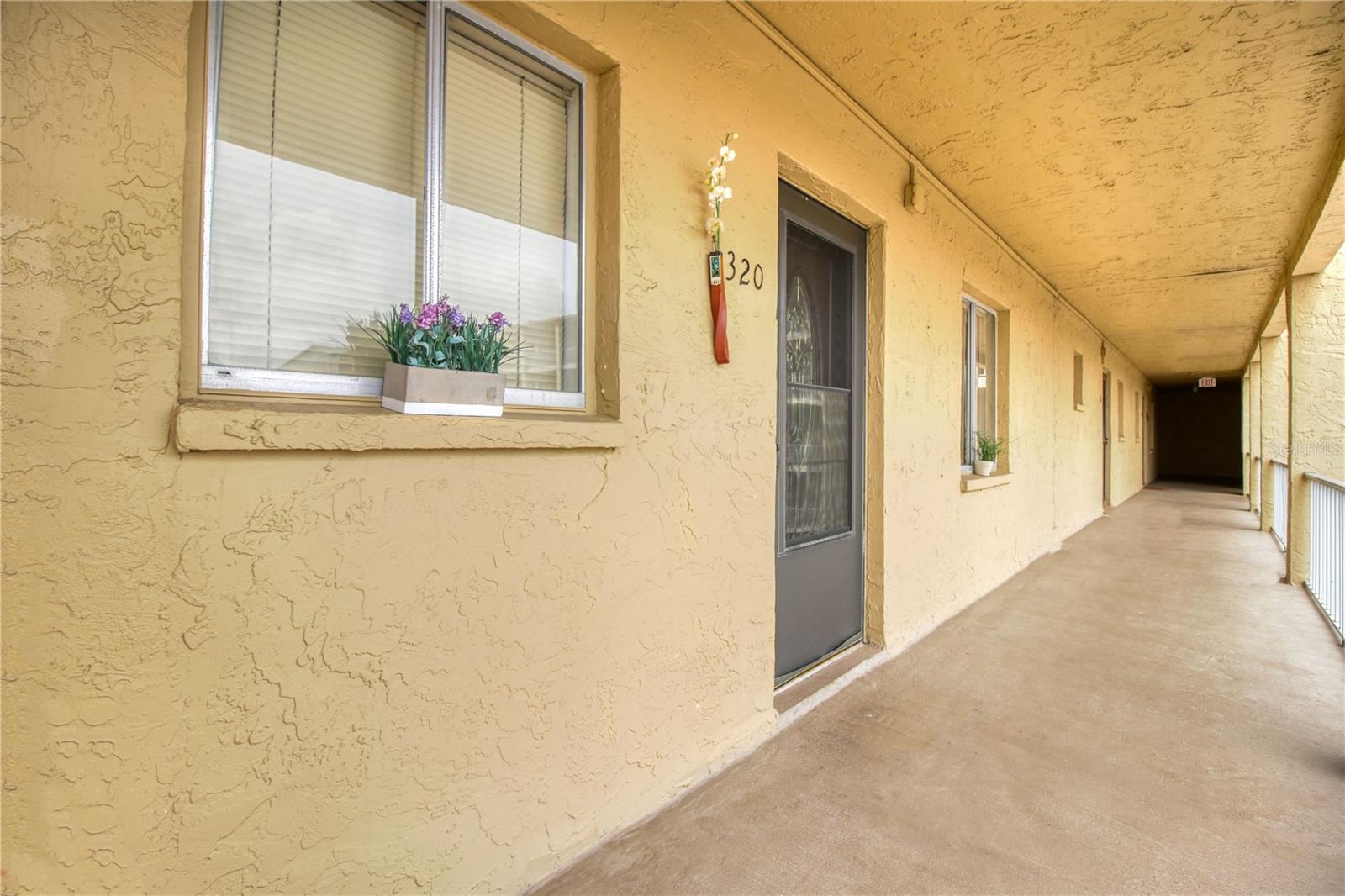 3658 Lake Bayshore Drive, FL