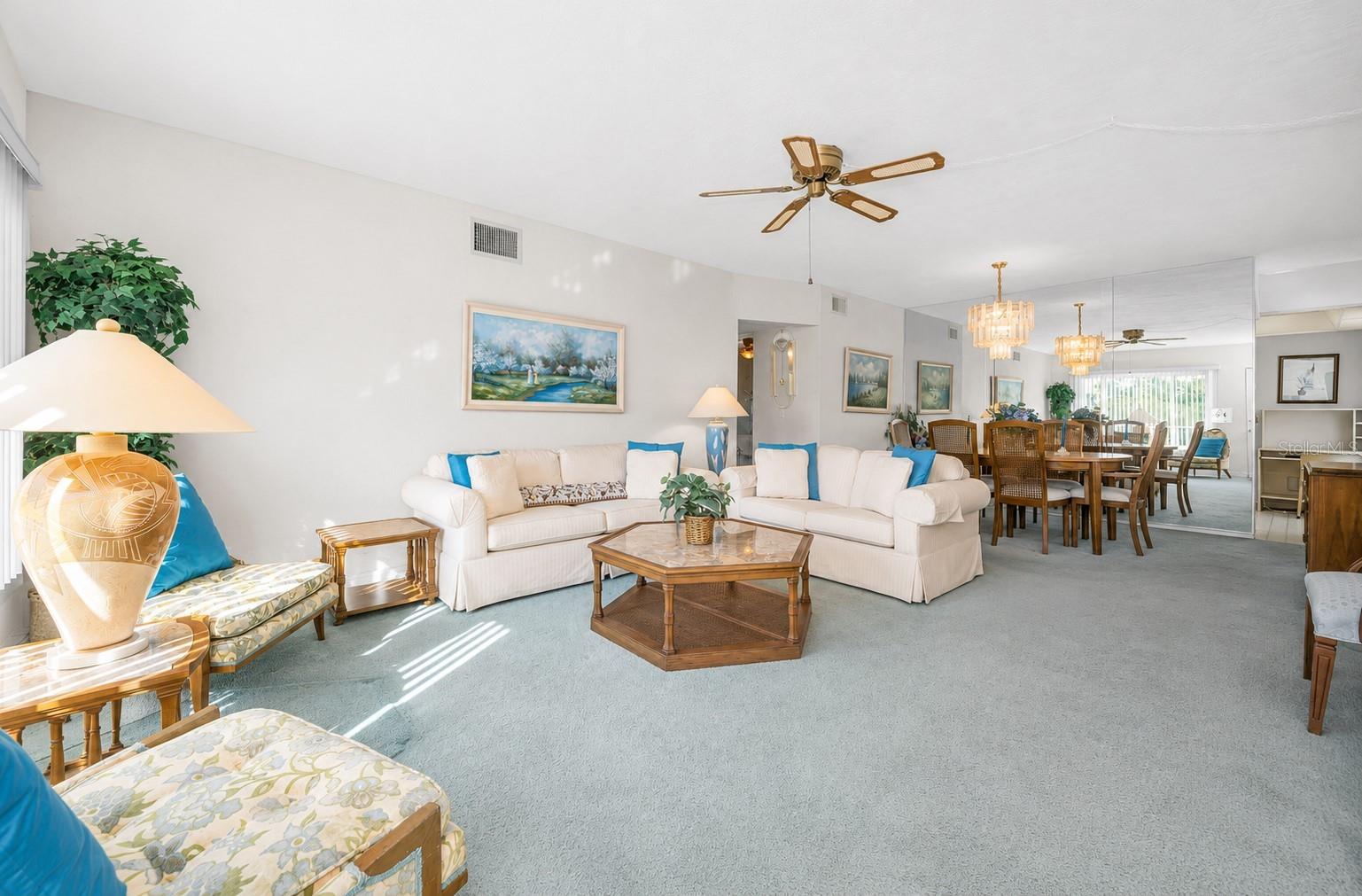 2001 World Parkway Boulevard, FL