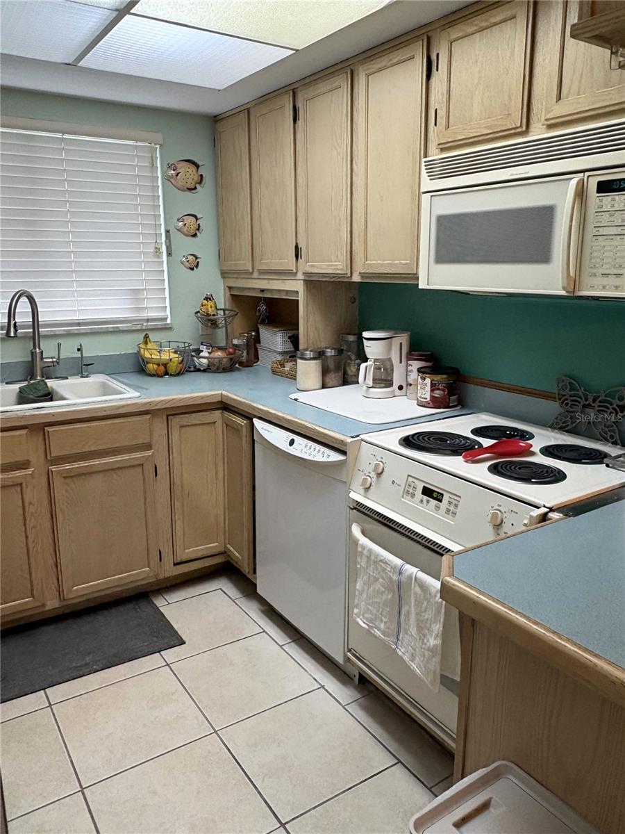 1200 37th Street, FL