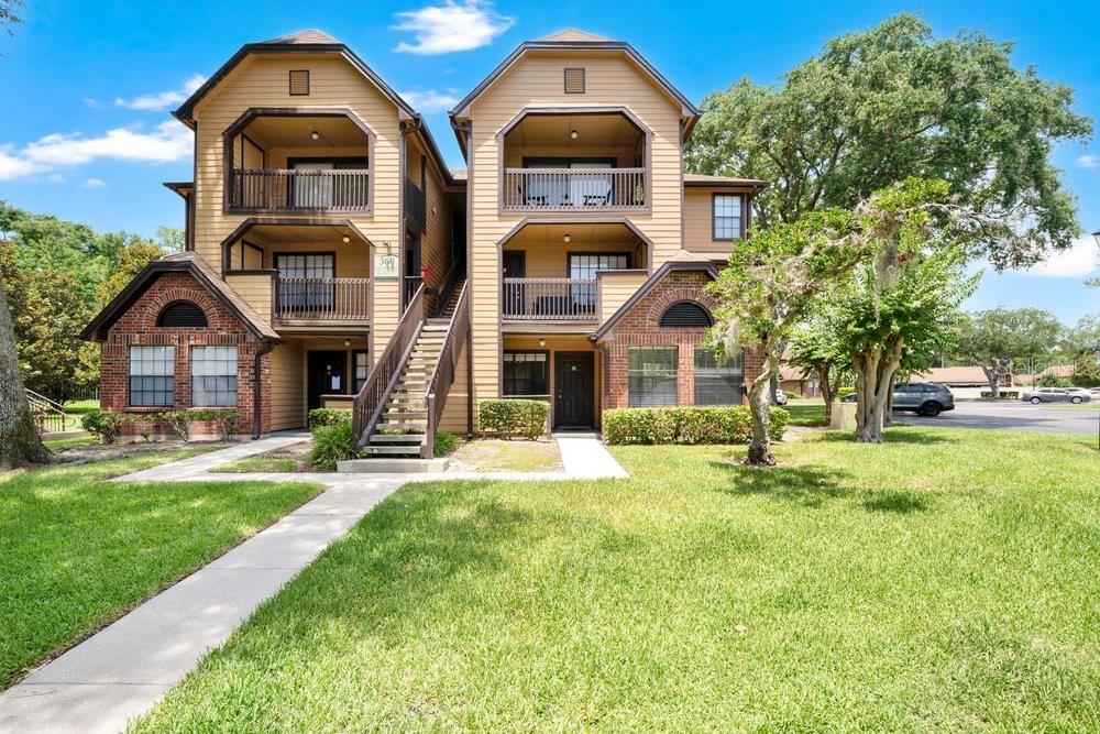 360 Lake Ontario Court, FL