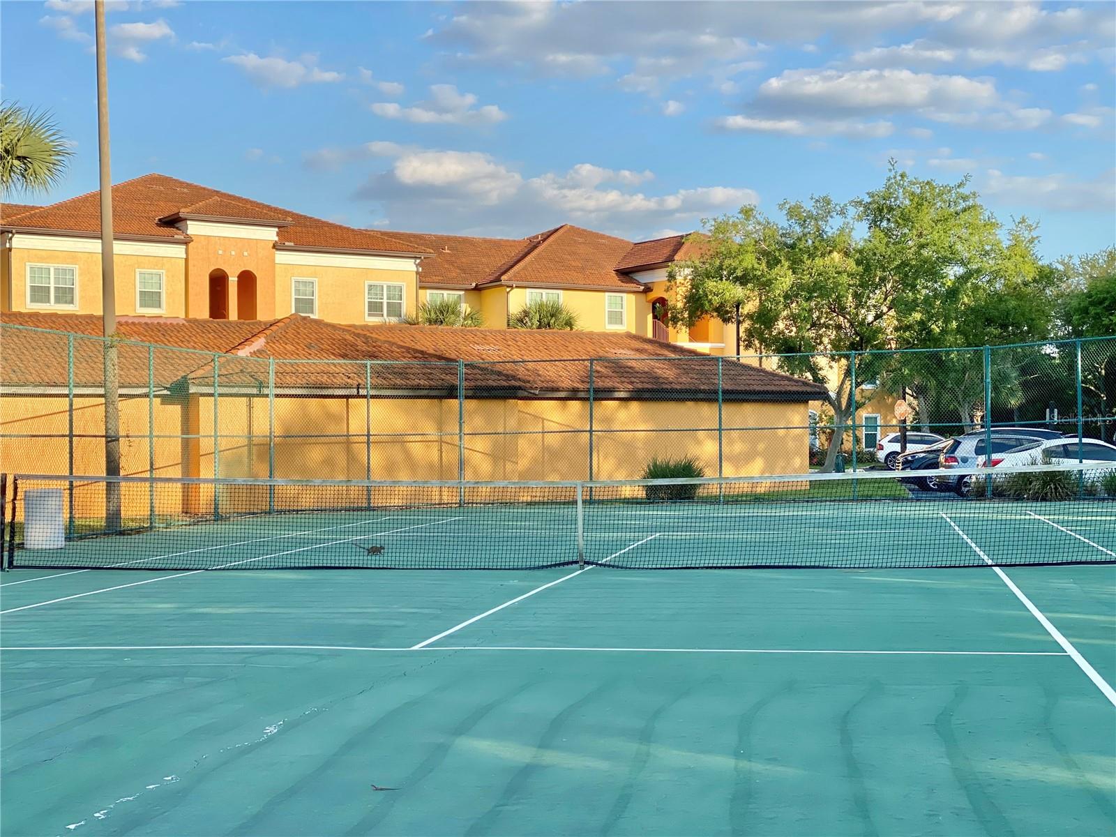 5463 Vineland Road, FL