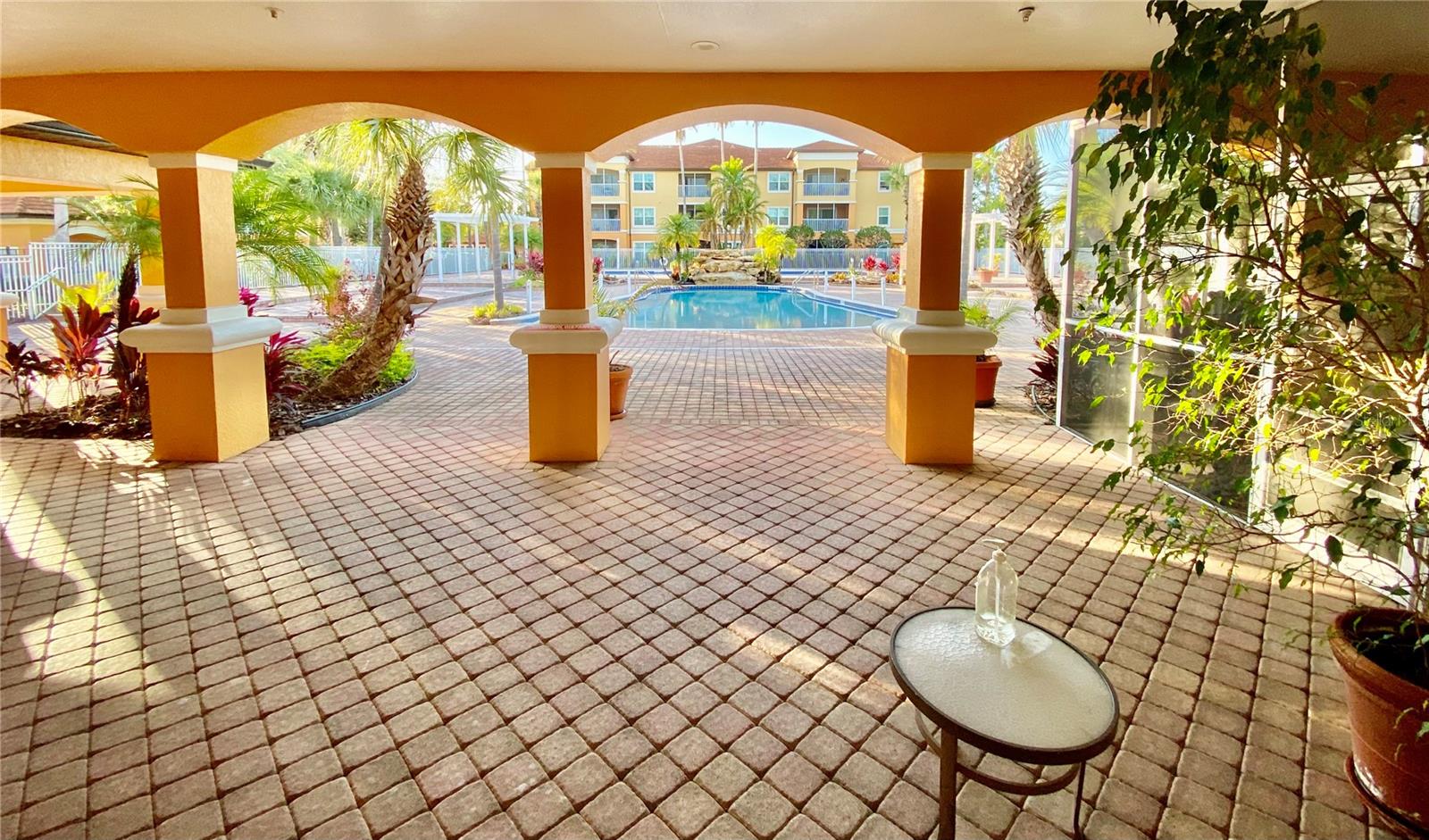 5463 Vineland Road, FL