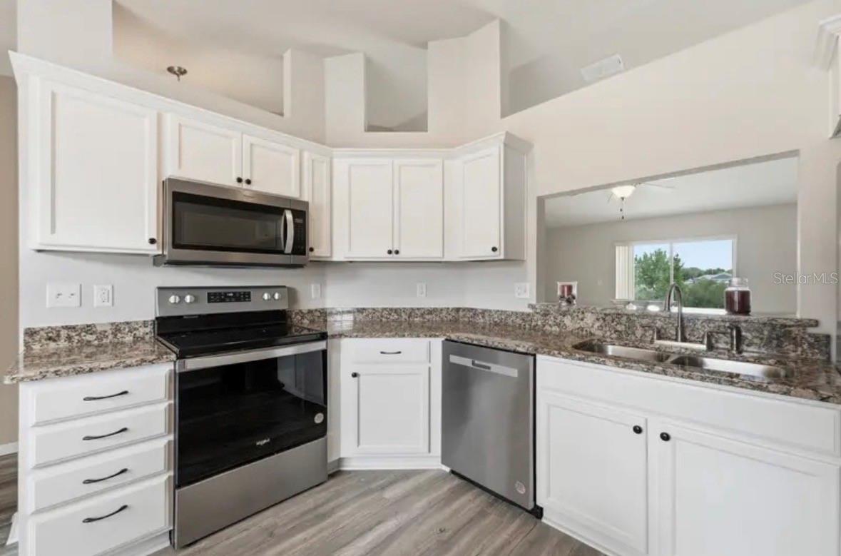 202 Highland Meadows Place, FL