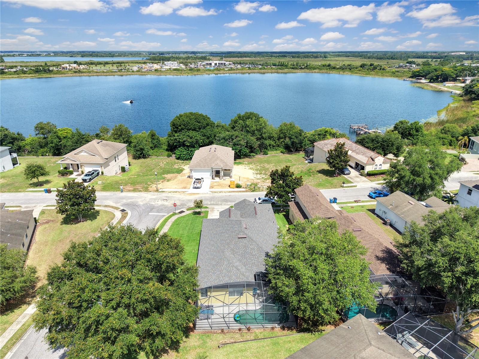 546 Pineloch Drive, FL