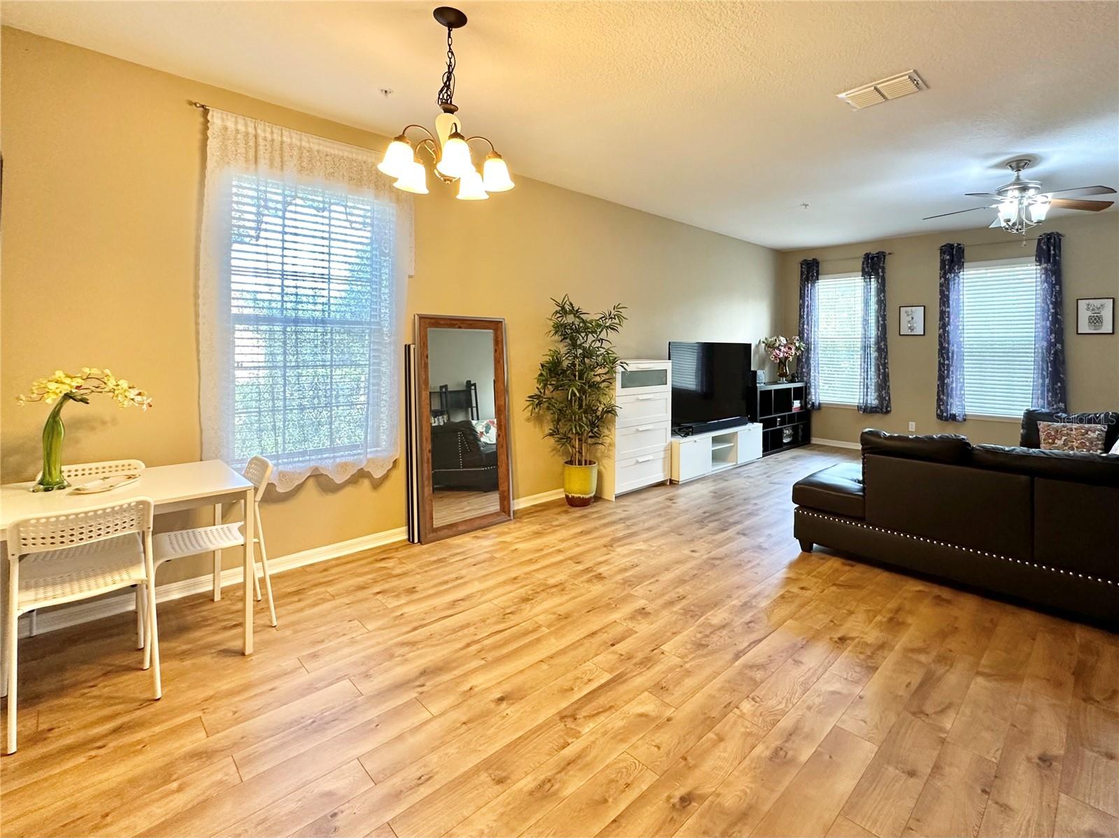 4309 Regal Town Lane, FL