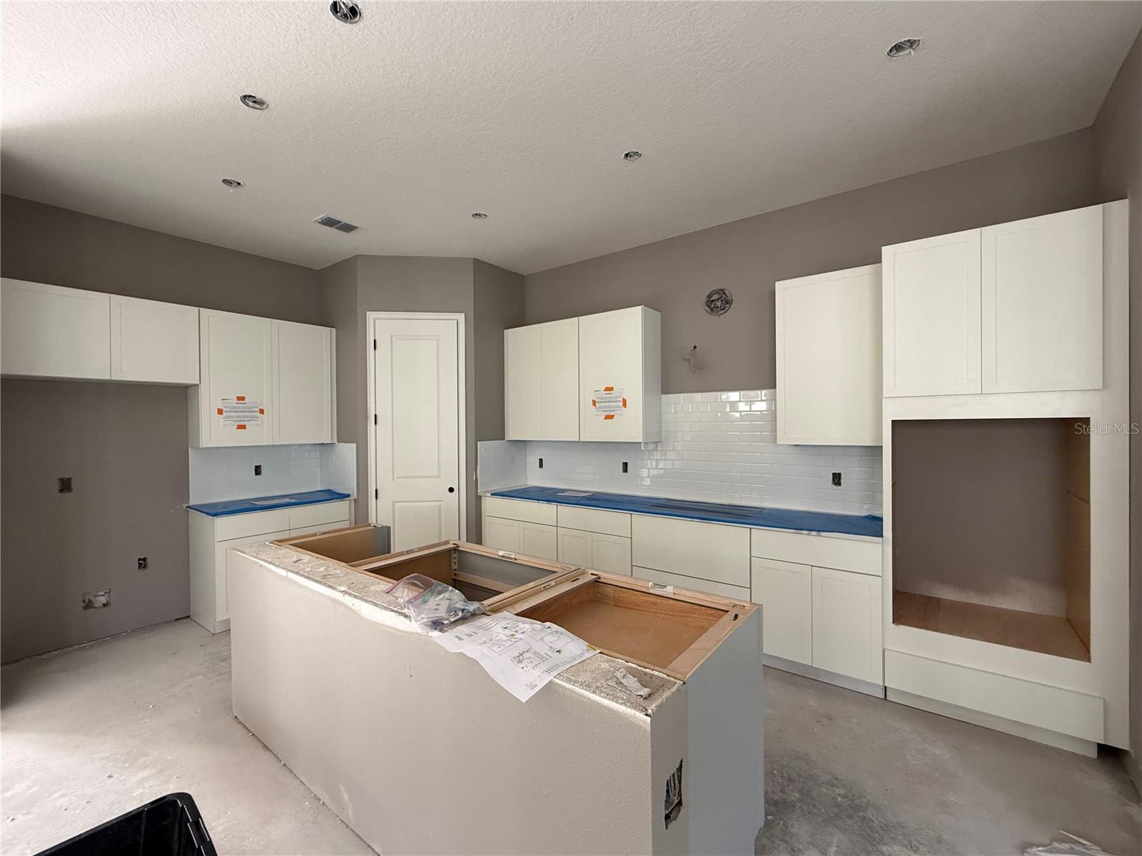 9835 Gobat Alley, FL