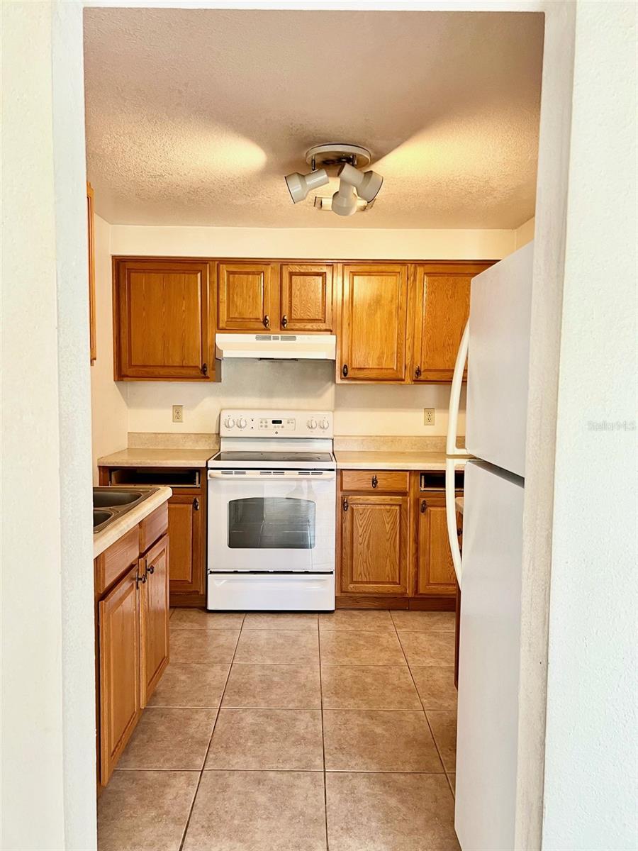 718 Buckminster Circle, FL