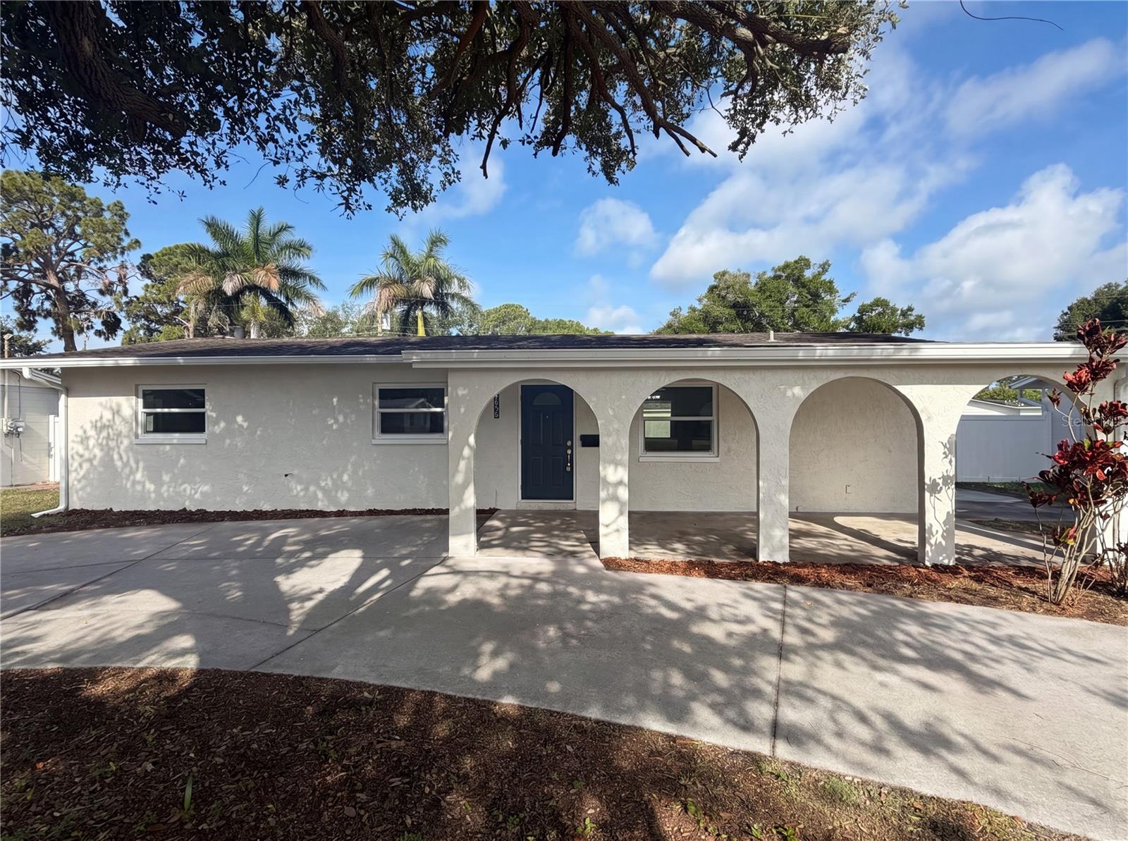 2890 53rd Street, FL