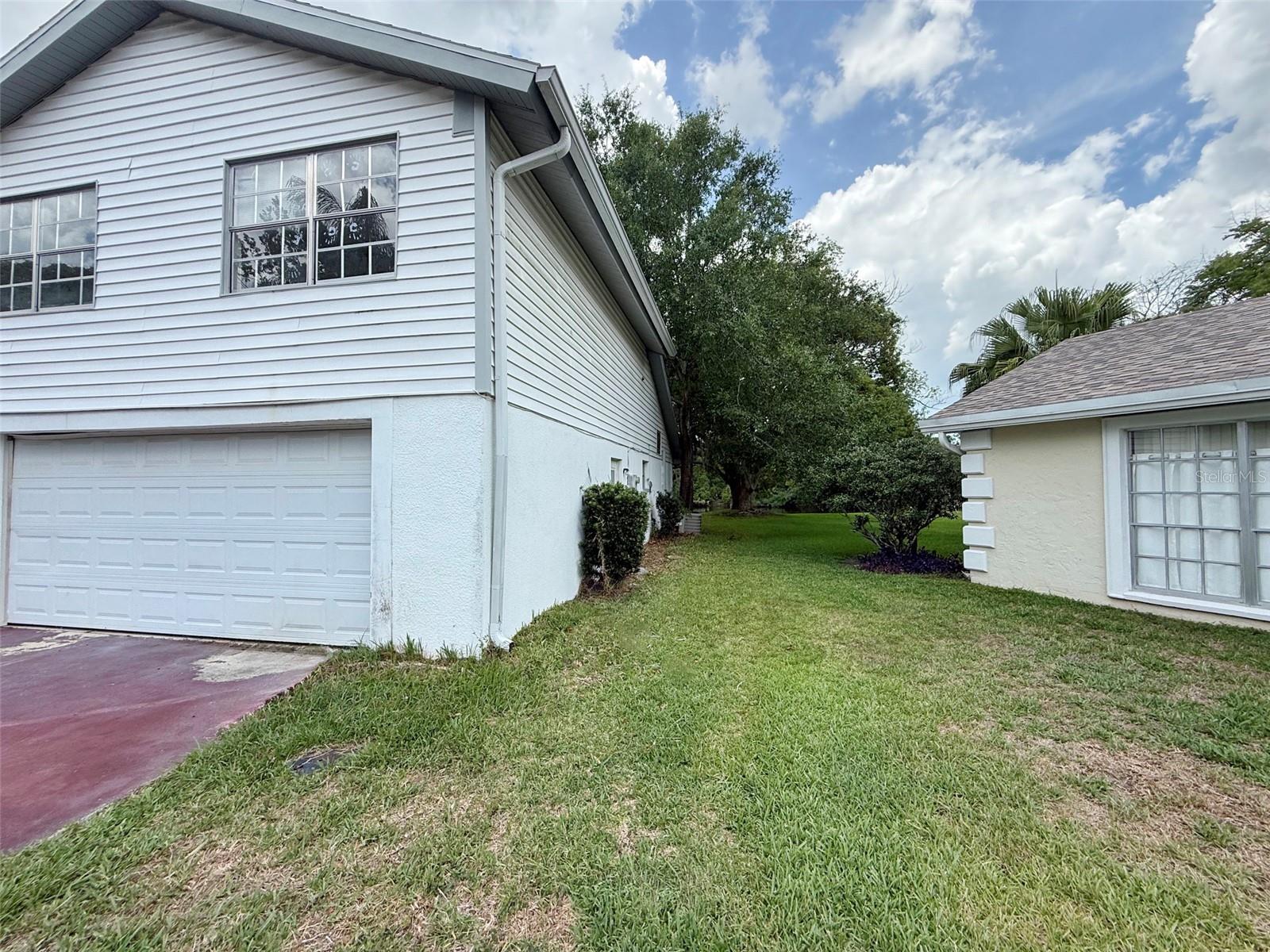 8018 Wildflower Row, FL