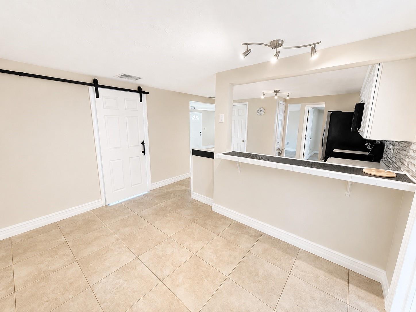 3711 Redwood Drive, FL