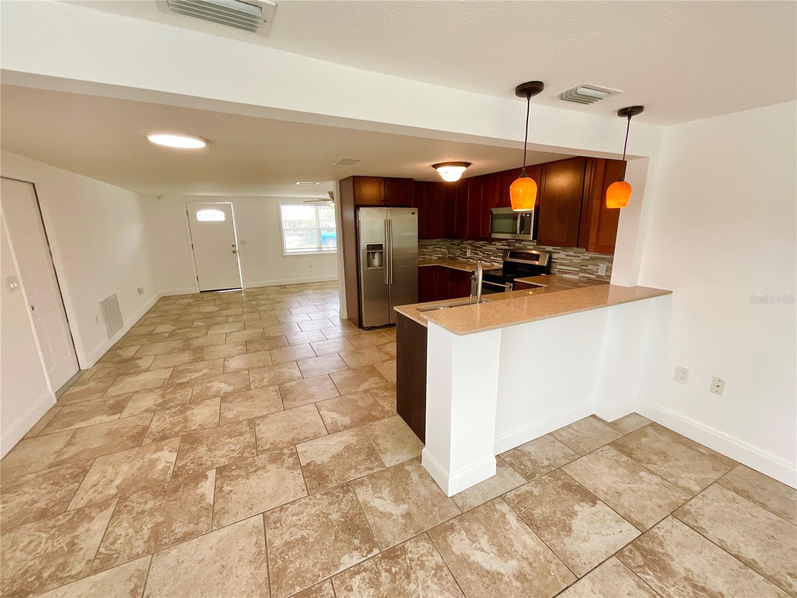 4233 Belle Isle Court, FL